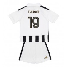 Juventus Khephren Thuram #19 Hemmaställ Barn 2026-27 Korta ärmar (+ Korta byxor)